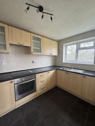250, Bredhurst Road, Gillingham photo 4