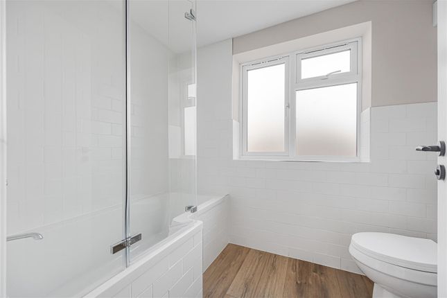 205B, Henley Road, Reading photo 4
