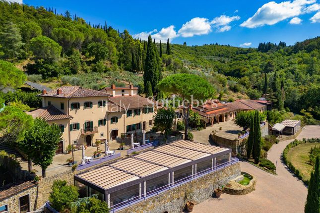 Country house for sale in Via Simone Martini, Arezzo, Toscana