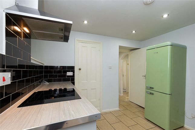 Flat 1b, 21-22,, Market Place, Staffordshire photo 3