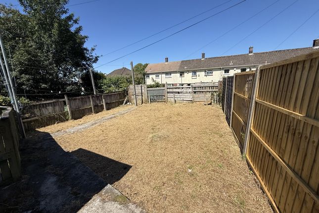 16, Uxbridge Drive, Plymouth photo 3