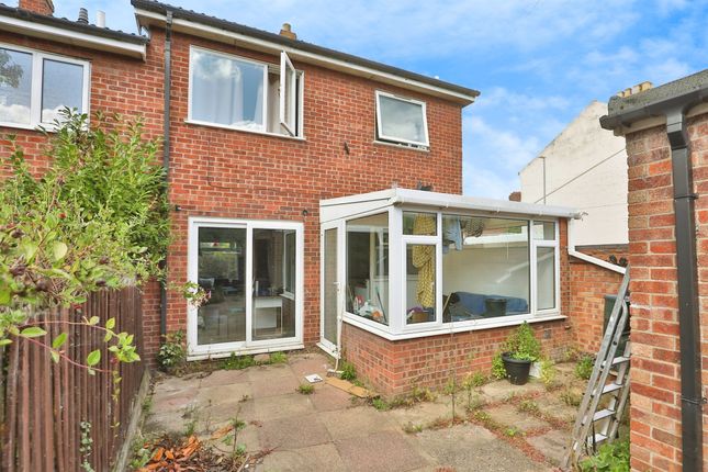 1, Byfield Court, Norwich photo 2