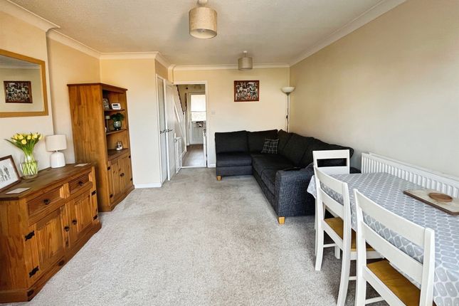 32, Surrey Close, Woodbridge photo 5