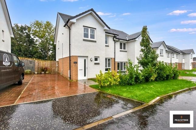 3-bed house on Black Cart View, Paisley, £229,995