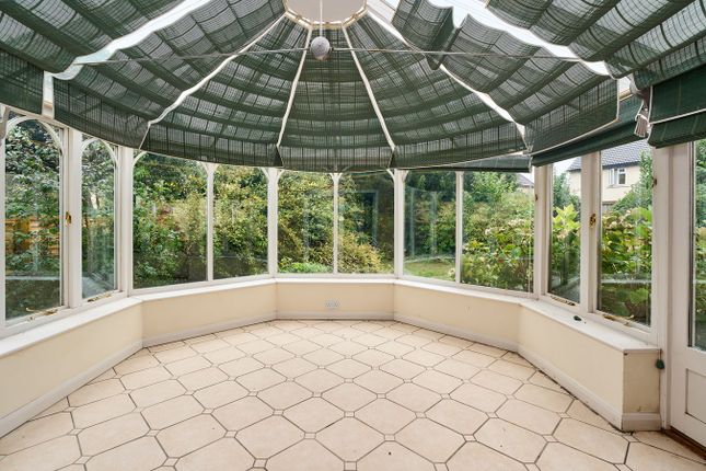 12 Woodland Grove, Claverton Down, Bath photo 4