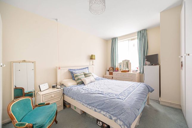 Thumbnail Flat for sale in Finchley Road, Temple Fortune, London