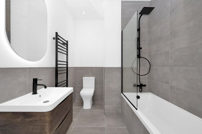 Apartment 7, 54, Gordon Road, London photo 3