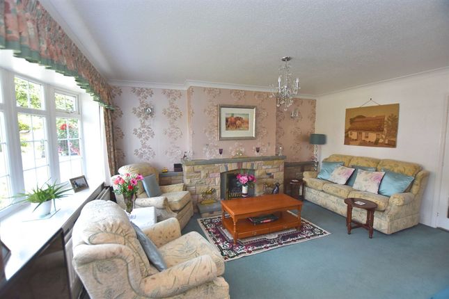 64 Ravenscroft, Crewe photo 3