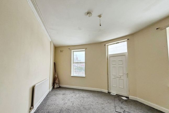 43, Folly Lane, Warrington photo 3
