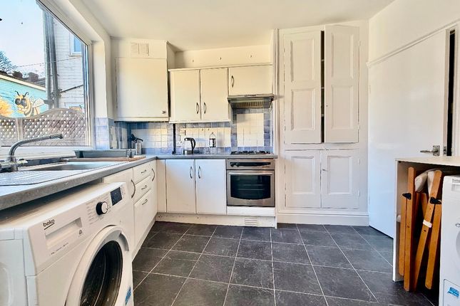15 Ulverston Road, Sheffield photo 5