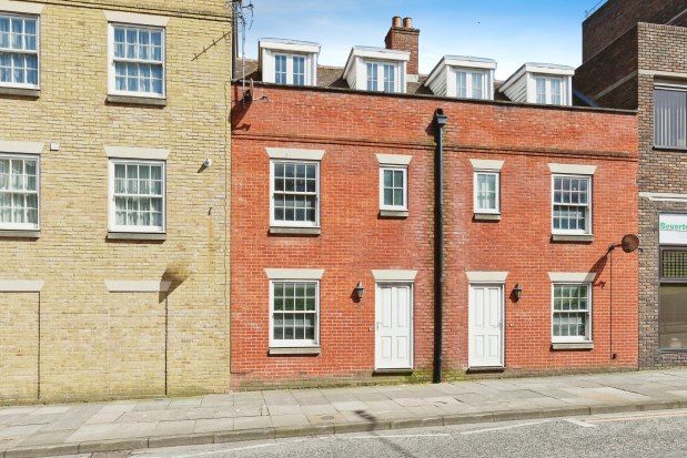 Thumbnail Town house to rent in Queens Courtyard, Dover