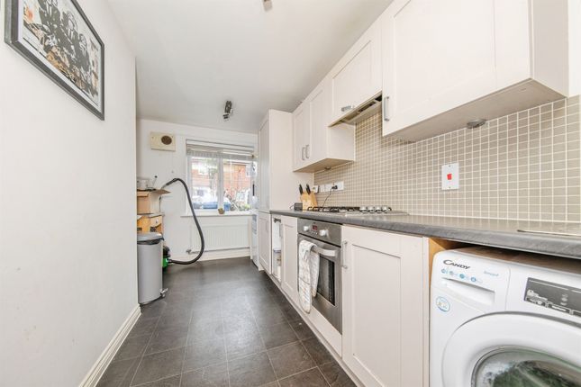 3, Hammersmith Way, IPSWICH photo 4