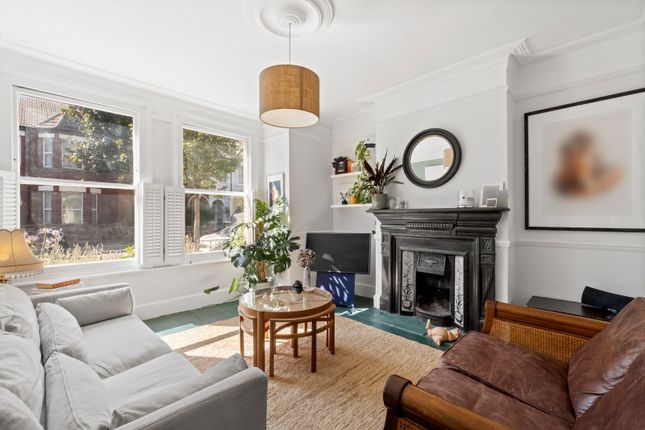 Ground Floor Flat, 8, Nevis Road, London photo 2