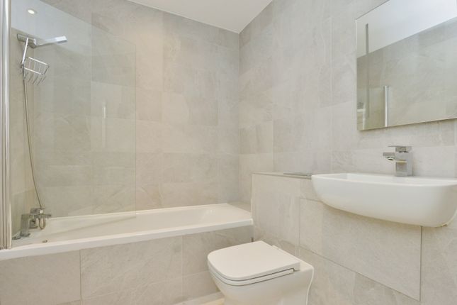 Flat 6, Milton Keynes photo 2
