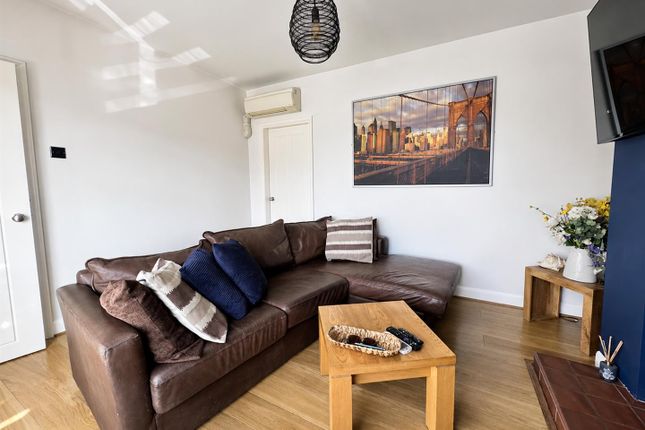 9, Fairview Avenue, Leicester photo 3