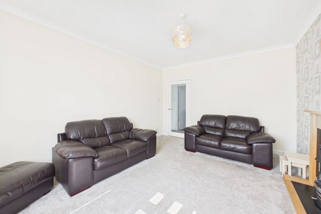 24 Orchard Street, Wishaw photo 3