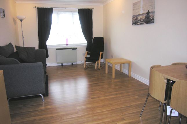 2/1, 9, Burnfield Gardens, Glasgow photo 2