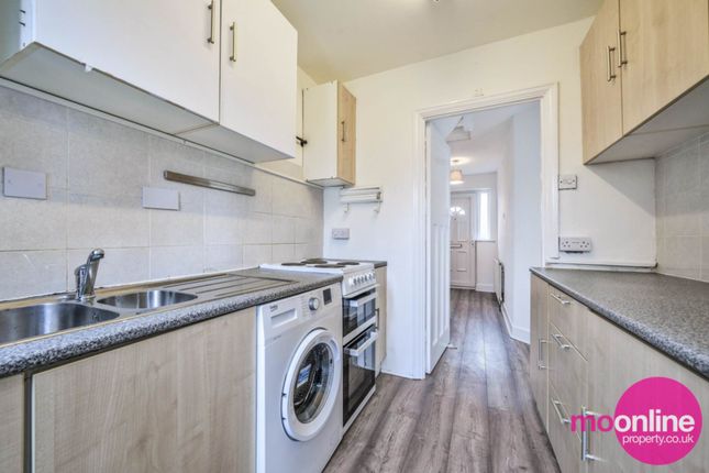 8, Barnet Lane, Barnet photo 5
