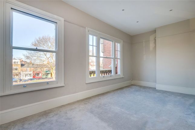 Thumbnail Flat to rent in The Crescent, Barnes, London