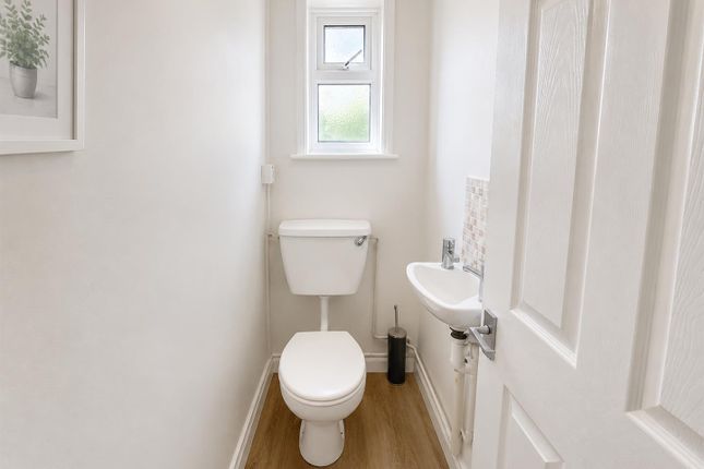 16, Berkeley Square, Worthing photo 5