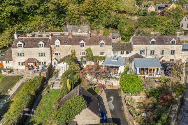 3 Bedroom Terraced in GL6 6XP