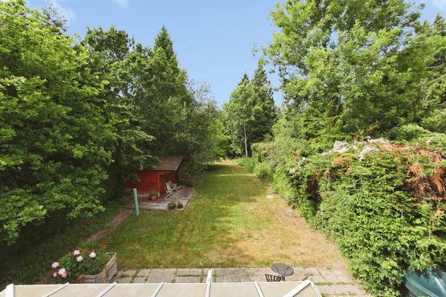 Avondale,, Cuckoo Lane, Kent photo 3