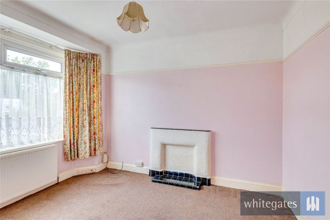 52, Hillfoot Avenue, Merseyside photo 4