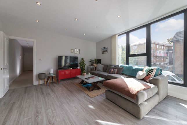 Flat for sale in Comerford Road, London