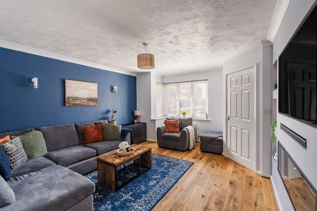 49 Ffordd Anwyl, Rhyl photo 2
