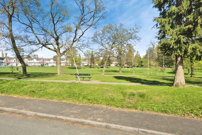 59, Queens Park Road, Harborne photo 4