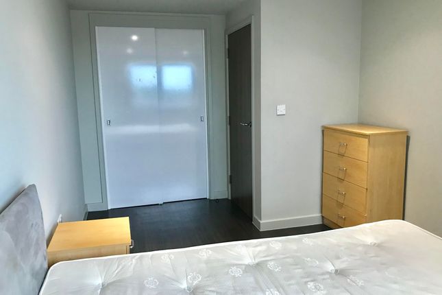 Flat 9, 165, SLOUGH photo 4