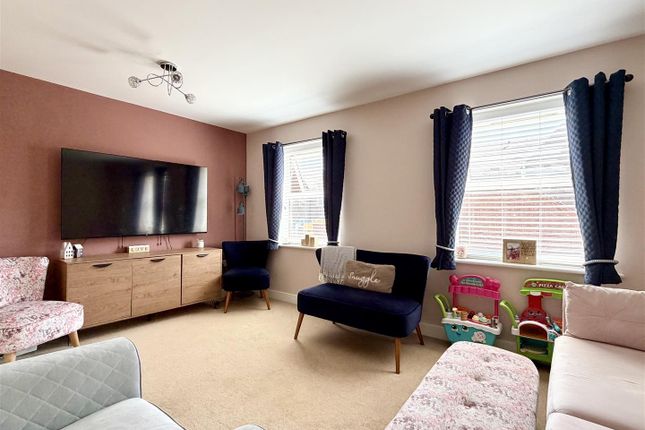 5, Dymock Red Walk, Hereford photo 2