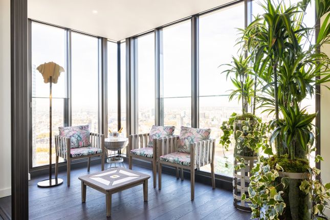 Flat for sale in Damac Tower, London