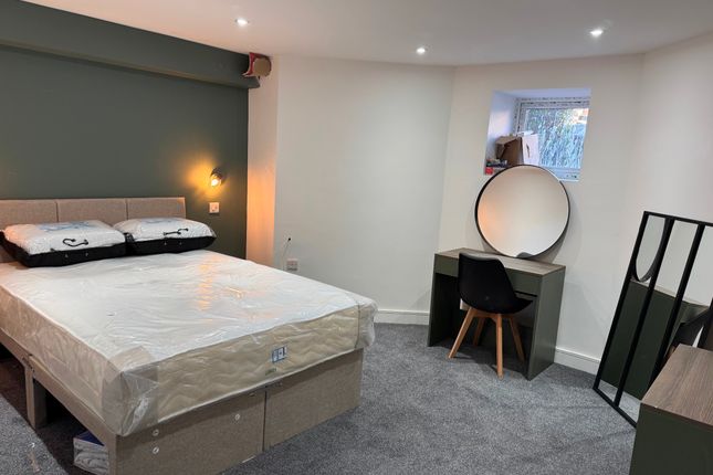 Room 1, 28 Dragon Parade, Harrogate photo 3