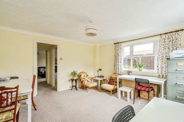 Mayfair Court, Chichester photo 3