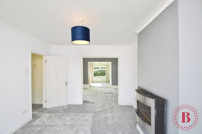 16, Sardis Close, Swansea photo 5