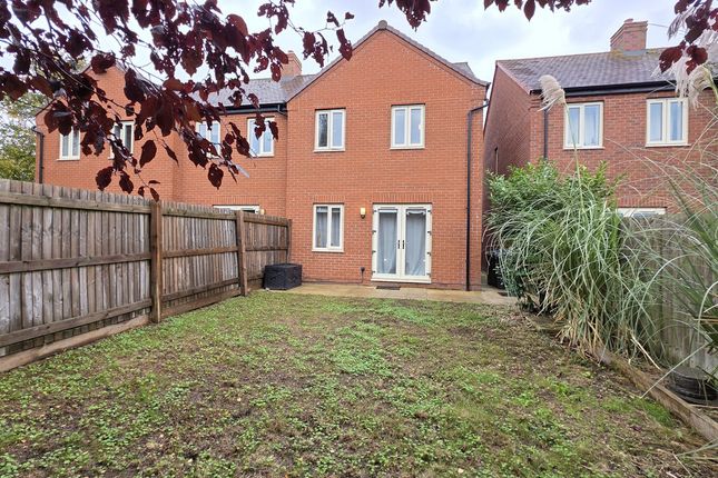 Gardeners Way, Southam photo 4