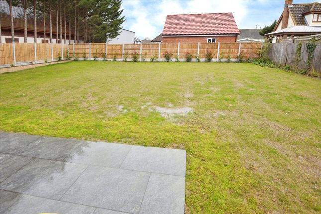 Bungalow for sale in Mayland Close, Mayland, Chelmsford, Essex
