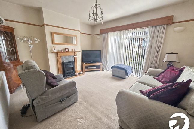 75, Goodwin Drive, Sidcup photo 2