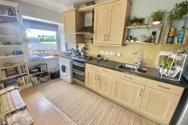 12, Pymore Island, Bridport photo 4
