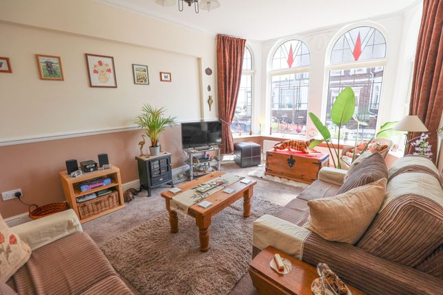 6 Empress Court, Morecambe photo 3