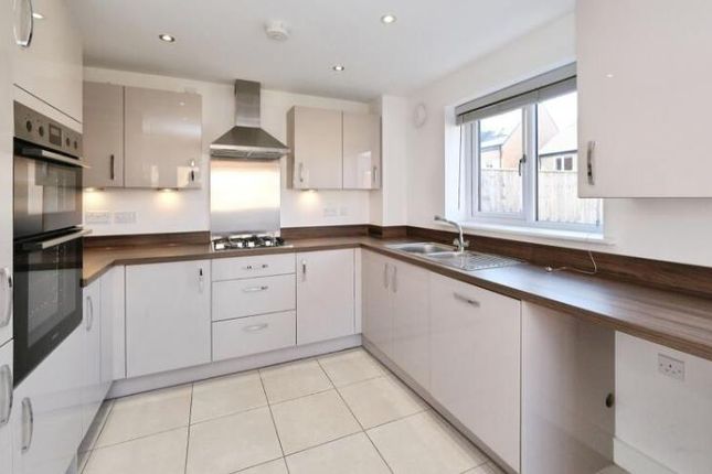 40, Feld Lane, CHESTERFIELD photo 5