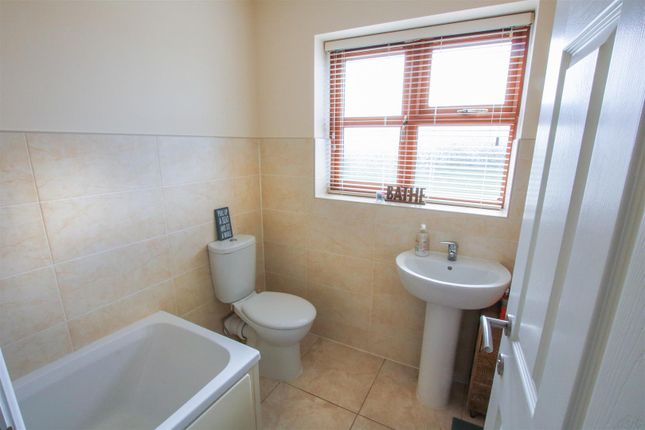 Flat for sale in Paddock Way, Hatfield, Doncaster