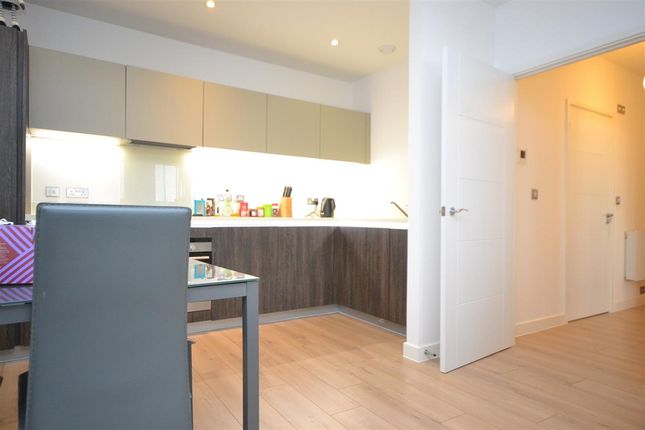 Canside, Meadow Walk, Chelmsford photo 4