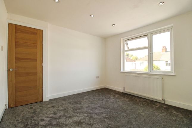 18, Leicester photo 5