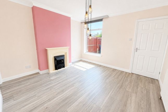 85, Saltwells Road, Dudley photo 4
