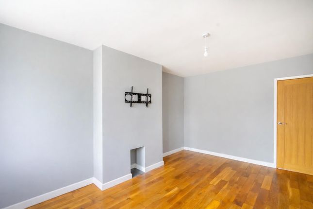 2, Gillamoor Avenue, York photo 4