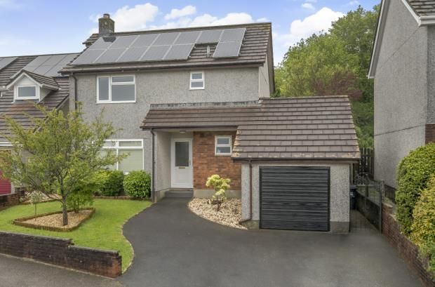 Thumbnail Detached house for sale in Woodgate Road, Liskeard, Cornwall