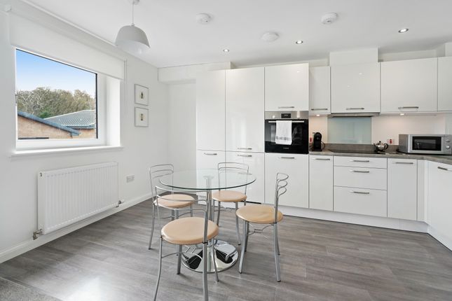373/4, Lanark Road West, Currie, Edinburgh photo 3