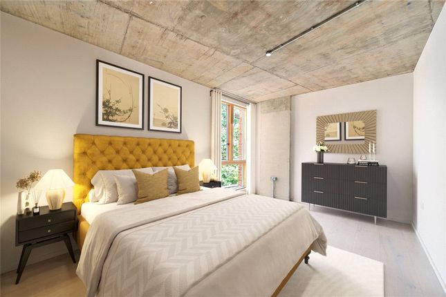 Flat 2, 35, London Lane, London photo 3